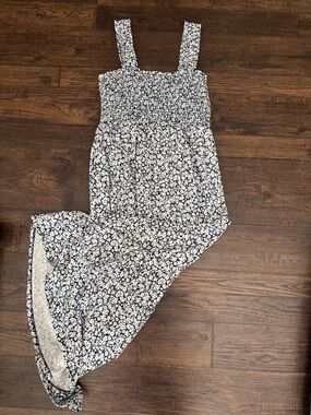 Old Navy Navy and White Floral Smocked Maxi dress